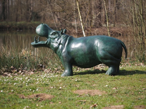 B349